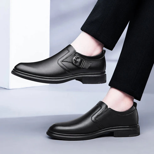Men's Casual Leather Shoes Comfortable Slip-On Design for Business and Everyday Wear